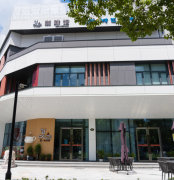 叮咚，Y·CAFE请您领取十月惊喜~