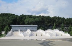 一面墙，一道景：九龙照壁浮雕景墙的诗画之美